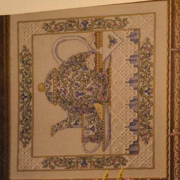 Just CrossStitch Magazine April 1998 - Picture 5 of 16